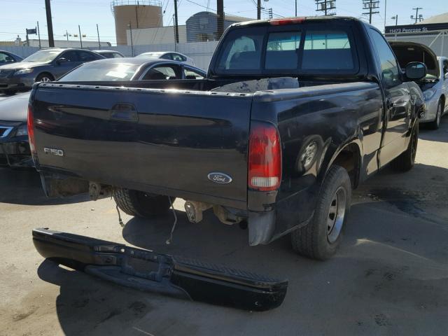 1FTYF1760WNC08120 - 1998 FORD F150 BLACK photo 4