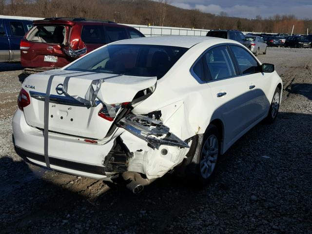 1N4AL3AP4HC216751 - 2017 NISSAN ALTIMA 2.5 WHITE photo 4