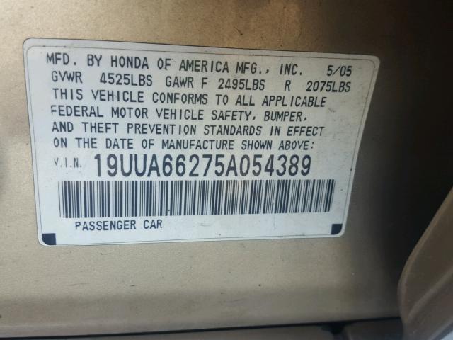 19UUA66275A054389 - 2005 ACURA TL GOLD photo 10