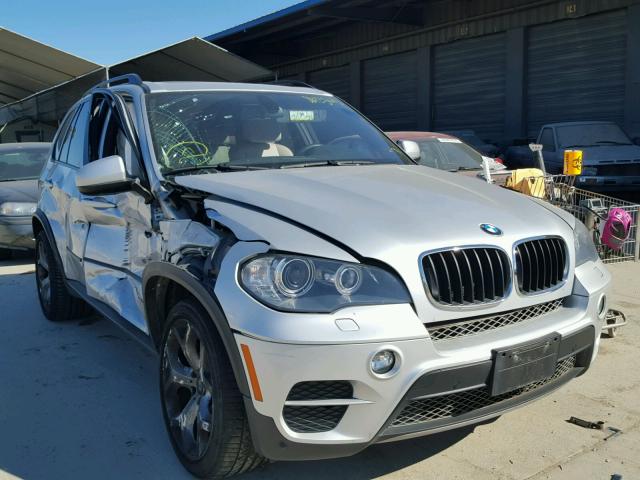 5UXZV4C51BL411303 - 2011 BMW X5 XDRIVE3 SILVER photo 1