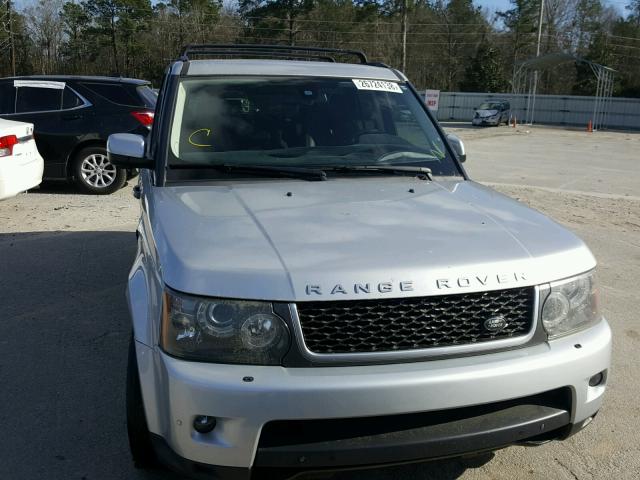 SALSK2D40BA298275 - 2011 LAND ROVER RANGE ROVE SILVER photo 9