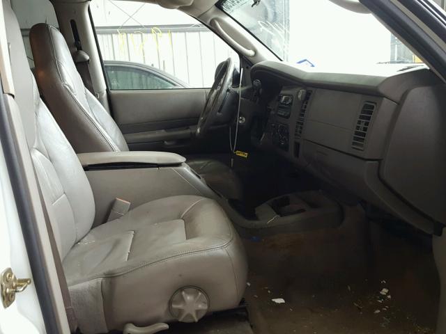 1B4HR48N02F142586 - 2002 DODGE DURANGO SL WHITE photo 5