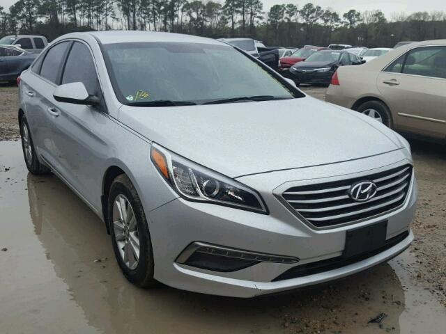 5NPE24AF2FH235084 - 2015 HYUNDAI SONATA SE SILVER photo 1