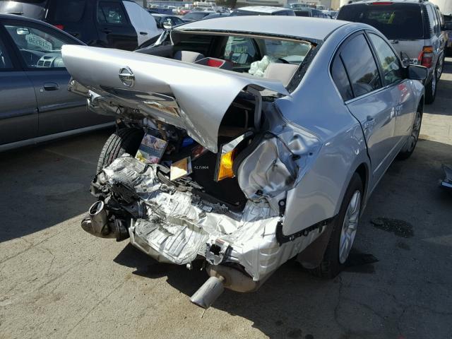 1N4AL2AP8CC260996 - 2012 NISSAN ALTIMA BAS SILVER photo 4