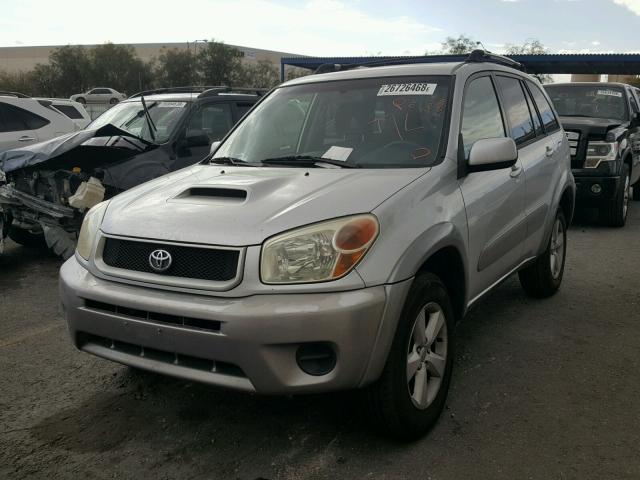 JTEGD20V650082670 - 2005 TOYOTA RAV4 SILVER photo 2