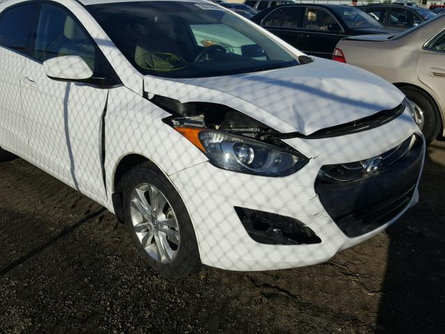 KMHD35LH8EU171193 - 2014 HYUNDAI ELANTRA GT WHITE photo 9