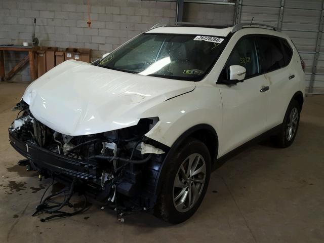 5N1AT2MT8FC766654 - 2015 NISSAN ROGUE S WHITE photo 2
