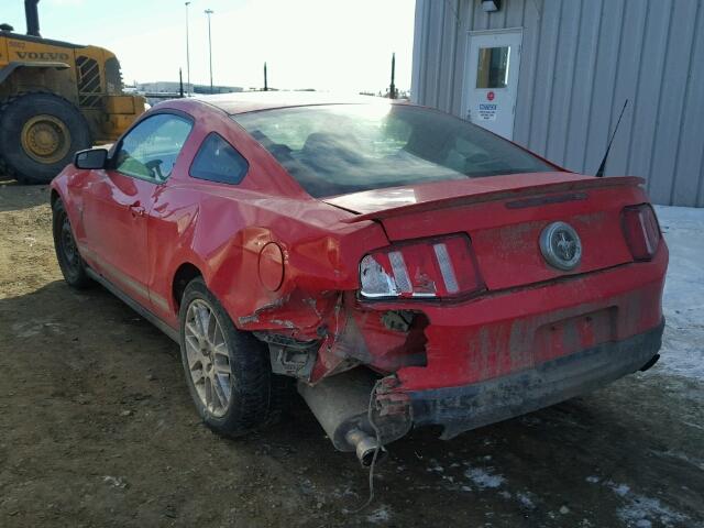 1ZVBP8AMXC5211764 - 2012 FORD MUSTANG RED photo 3