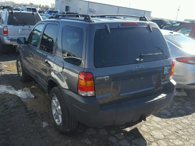 1FMYU93185KA52628 - 2005 FORD ESCAPE XLT GRAY photo 3