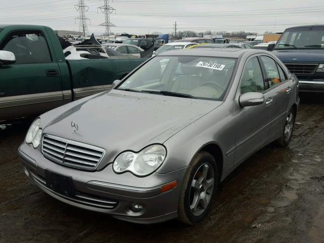 WDBRF92HX6F780574 - 2006 MERCEDES-BENZ C GENERATI SILVER photo 2