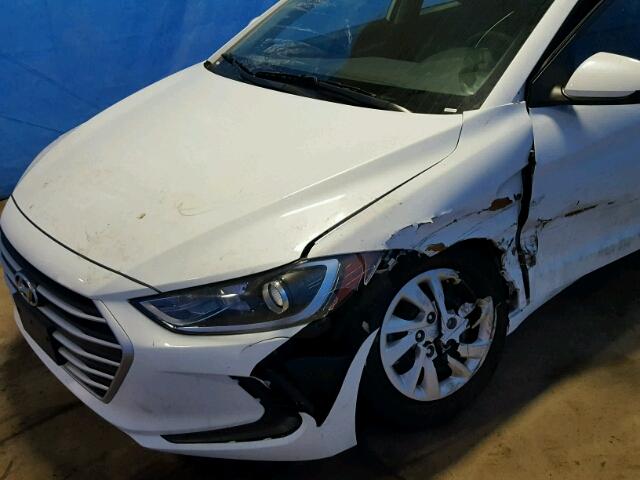 5NPD74LF4HH208871 - 2017 HYUNDAI ELANTRA SE WHITE photo 9