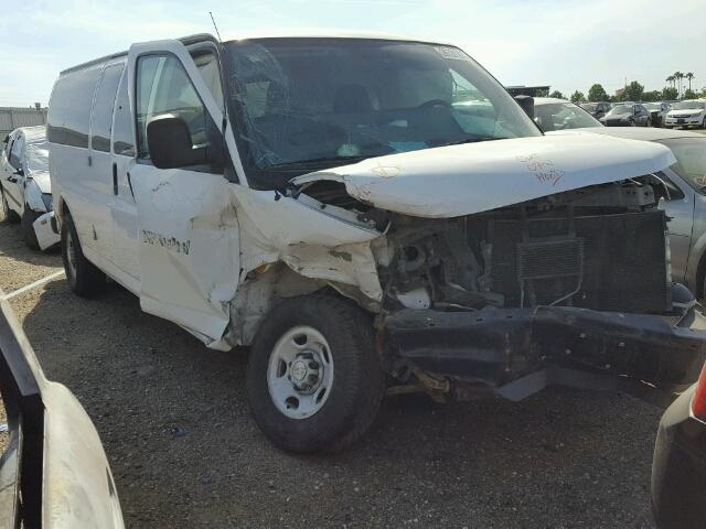 1GAHG39K091102693 - 2009 CHEVROLET EXPRESS G3 WHITE photo 1