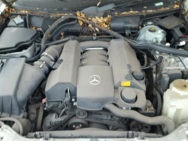 WDBJF65J71B184140 - 2001 MERCEDES-BENZ E320 GRAY photo 7