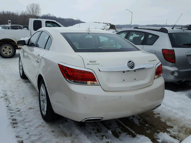 1G4GC5E30DF264551 - 2013 BUICK LACROSSE WHITE photo 3