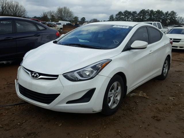 5NPDH4AEXEH483132 - 2014 HYUNDAI ELANTRA SE WHITE photo 2