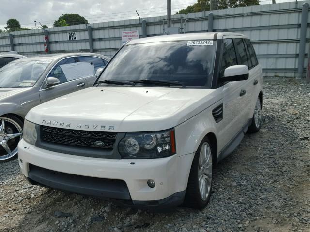 SALSK2D44AA253161 - 2010 LAND ROVER RANGE ROVE WHITE photo 2