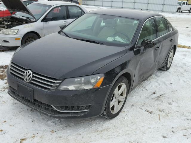 1VWBH7A33CC086858 - 2012 VOLKSWAGEN PASSAT SE BLACK photo 2