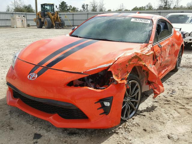 JF1ZNAA19H8708725 - 2017 TOYOTA 86 BASE ORANGE photo 2