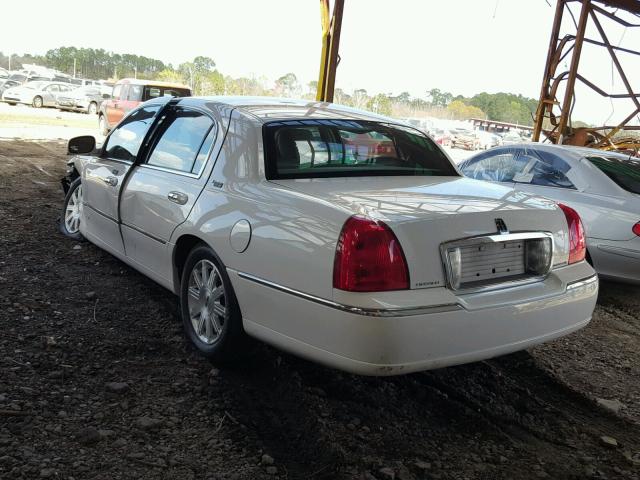 2LNBL8CV3BX760753 - 2011 LINCOLN TOWN CAR S WHITE photo 3