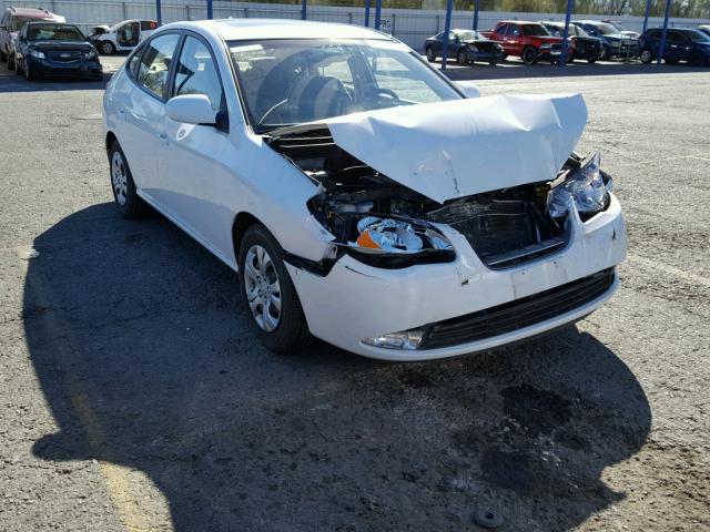 KMHDU46D29U718898 - 2009 HYUNDAI ELANTRA GL WHITE photo 1