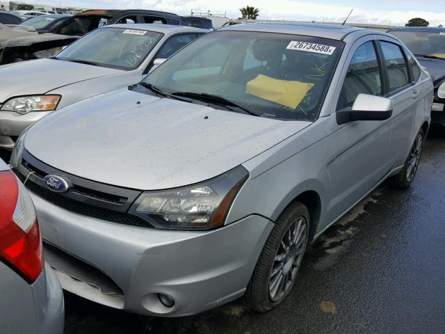 1FAHP3GN7BW127609 - 2011 FORD FOCUS SES SILVER photo 2
