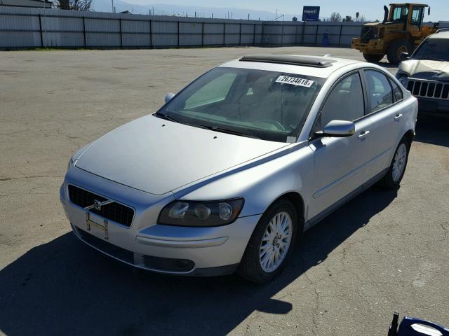 YV1MS682X62161774 - 2006 VOLVO S40 T5 SILVER photo 2