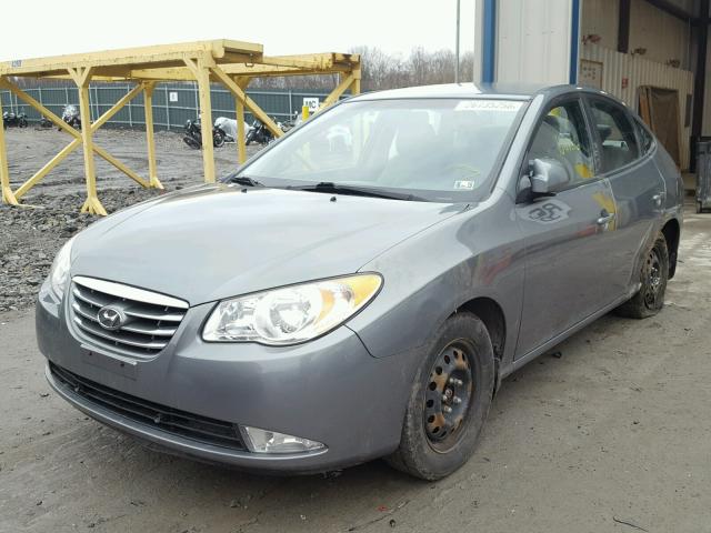 KMHDU4AD0AU949133 - 2010 HYUNDAI ELANTRA BL GRAY photo 2