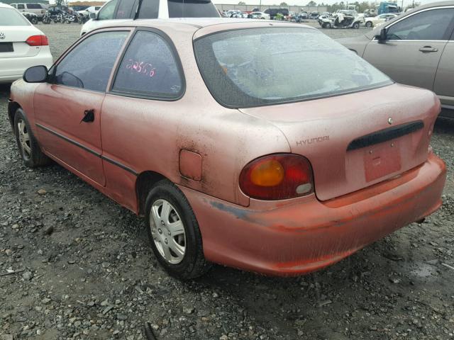 KMHVD14N4TU098173 - 1996 HYUNDAI ACCENT BAS RED photo 3