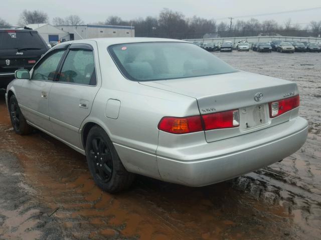 4T1BG22K9YU711260 - 2000 TOYOTA CAMRY CE BEIGE photo 3