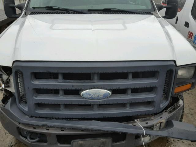 1FTNF215X7EA20148 - 2007 FORD F250 SUPER WHITE photo 7