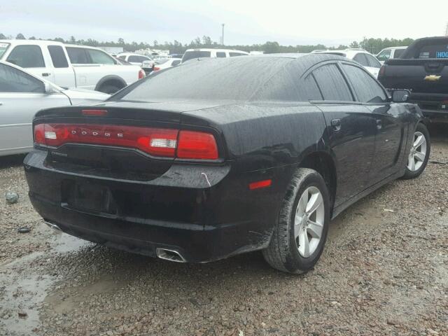 2C3CDXBG0EH369212 - 2014 DODGE CHARGER SE BLACK photo 4