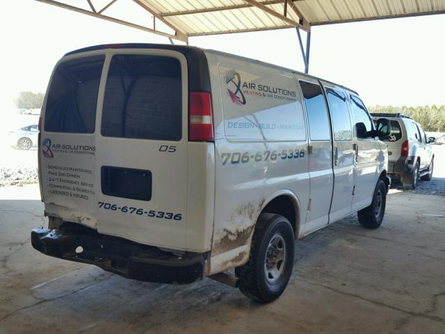 1GCGG25U771122361 - 2007 CHEVROLET EXPRESS G2 WHITE photo 4