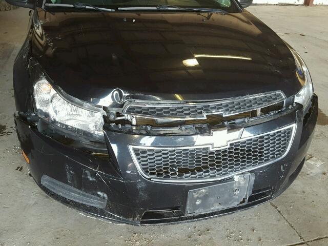 1G1PC5SB0D7131260 - 2013 CHEVROLET CRUZE LT BLACK photo 9