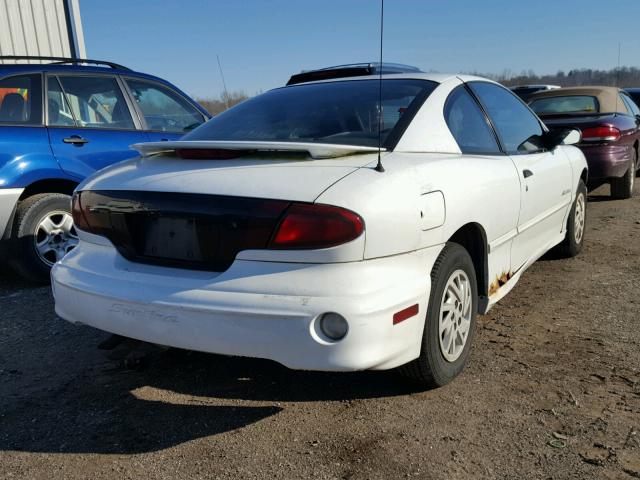 1G2JB124517412495 - 2001 PONTIAC SUNFIRE SE WHITE photo 4