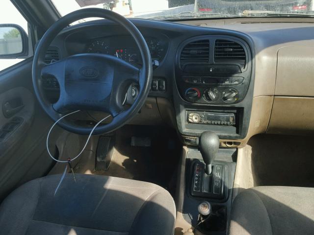 KNDJA723325143273 - 2002 KIA SPORTAGE TAN photo 9