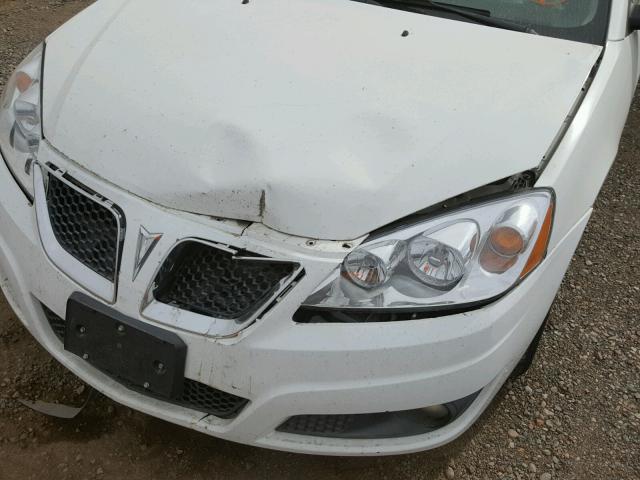 1G2ZJ57K094261132 - 2009 PONTIAC G6 WHITE photo 9