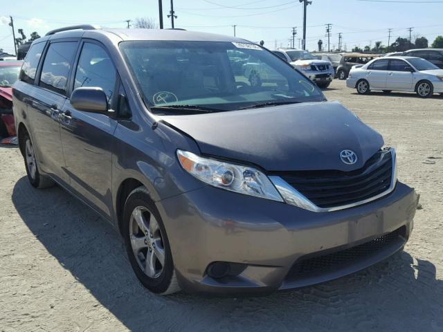 5TDKK3DC8BS170034 - 2011 TOYOTA SIENNA LE GRAY photo 1