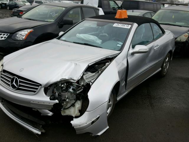 WDBTK75G64T026434 - 2004 MERCEDES-BENZ CLK 500 GRAY photo 2