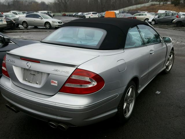 WDBTK75G64T026434 - 2004 MERCEDES-BENZ CLK 500 GRAY photo 4