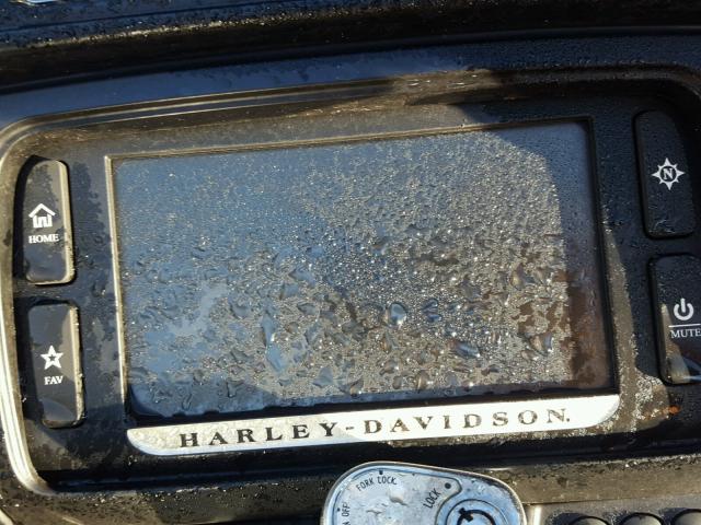 1HD1FCM1XFB651929 - 2015 HARLEY-DAVIDSON FLHTCU ULT BLACK photo 8