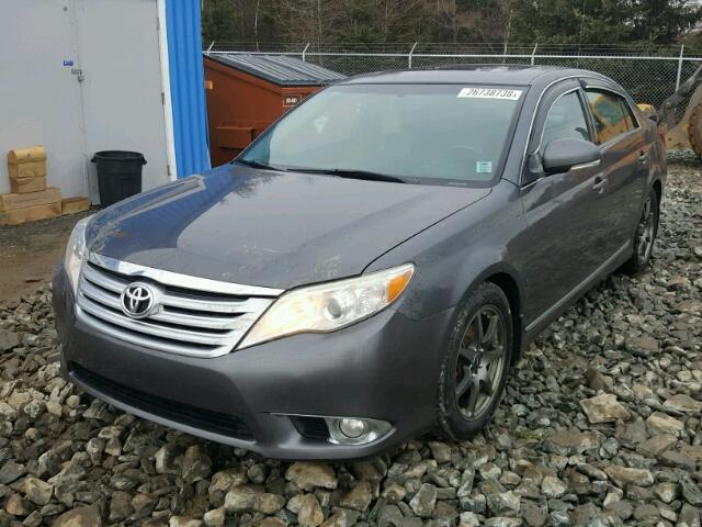 4T1BK3DB4BU373372 - 2011 TOYOTA AVALON BAS GRAY photo 2