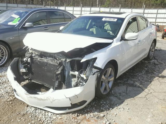 19VDE1F56DE019265 - 2013 ACURA ILX 20 PRE WHITE photo 2