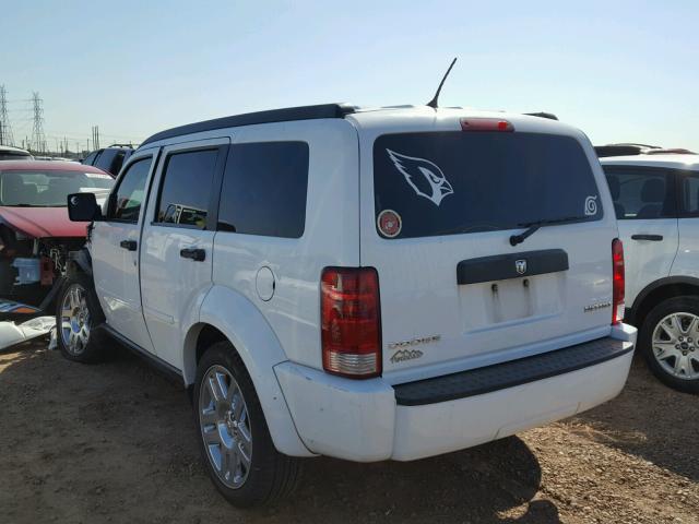 1D4PT4GKXBW604209 - 2011 DODGE NITRO HEAT WHITE photo 3