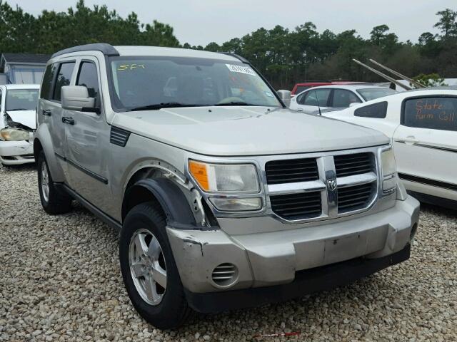 1D8GT28K28W141959 - 2008 DODGE NITRO SXT BEIGE photo 1