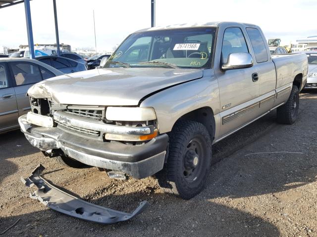 1GCGC29U6YE319554 - 2000 CHEVROLET SILVERADO GRAY photo 2