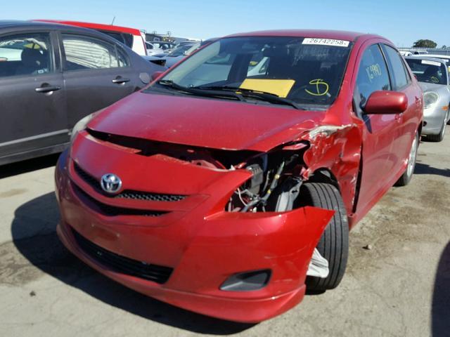 JTDBT923781245671 - 2008 TOYOTA YARIS RED photo 2