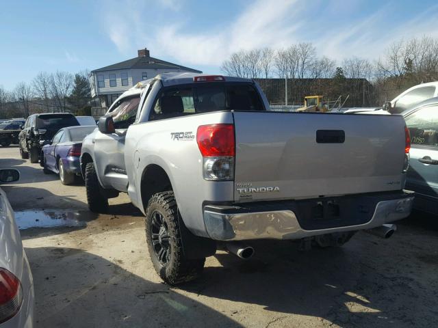 5TFBV54128X058835 - 2008 TOYOTA TUNDRA DOU SILVER photo 3