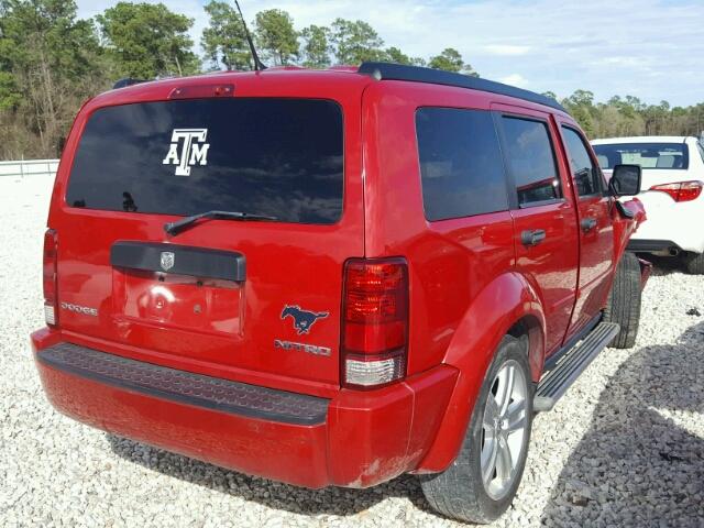 1D4PT4GK2BW563767 - 2011 DODGE NITRO HEAT RED photo 4