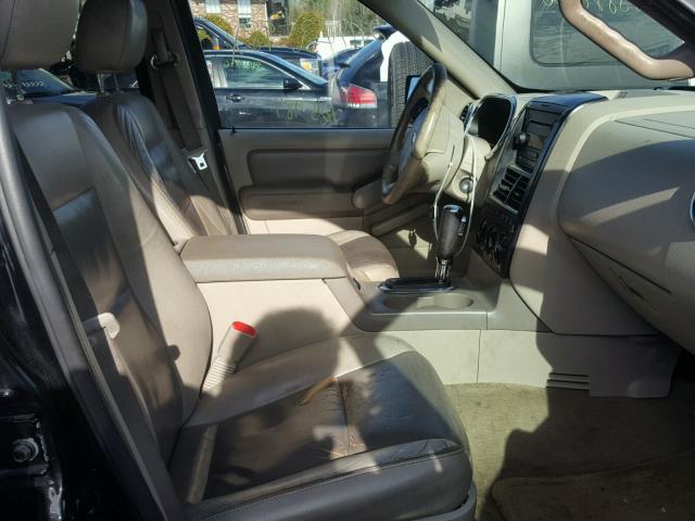1FMEU73E16UA10124 - 2006 FORD EXPLORER X BLACK photo 5