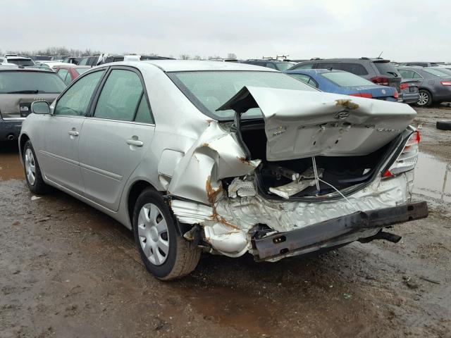 4T1BE32K92U512969 - 2002 TOYOTA CAMRY LE SILVER photo 3